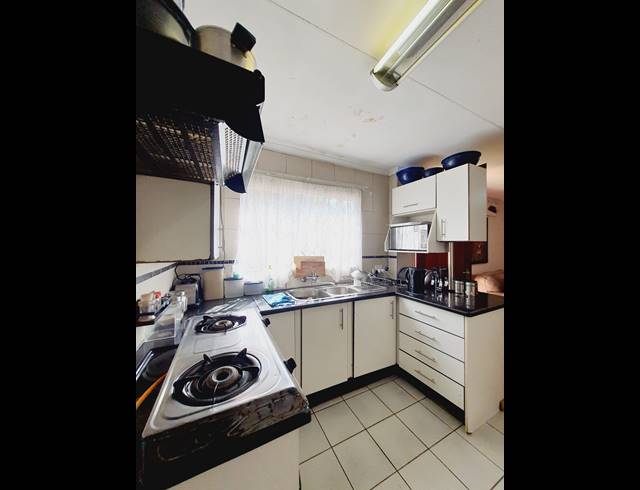 2 BEDROOM FREEHOLD FOR SALE IN NOORDWYK